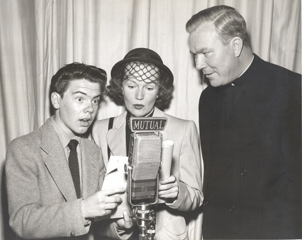 Father Peyton with Bobby Driscoll and Rita Johnson